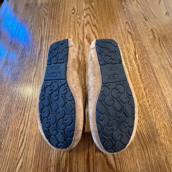 Men's Ugg Slippers Size 10 - Picture 3 of 4